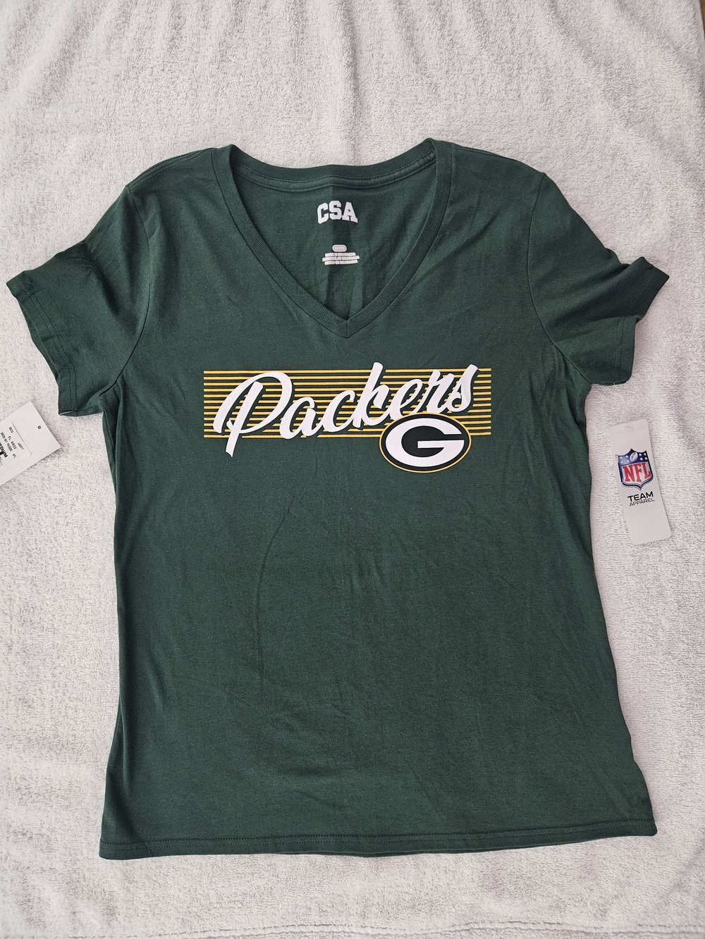 NWT NFL Team Apparel Green Bay Packers V-Neck Tee - Size Medium